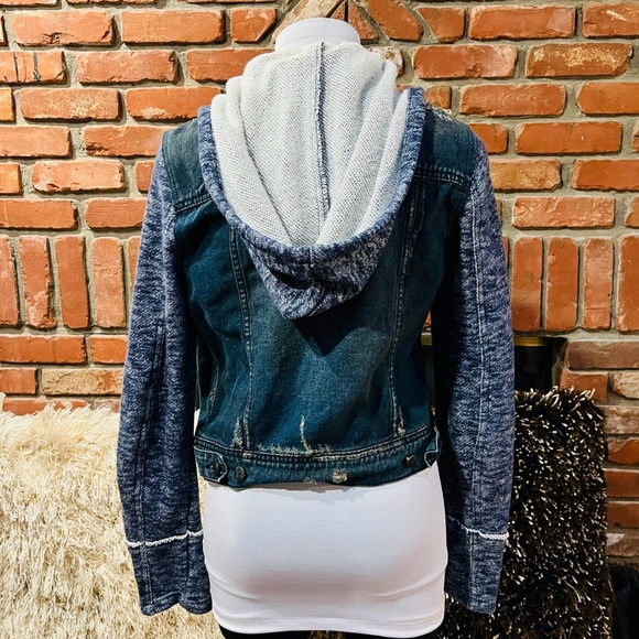 FREE PEOPLE Distressed Sweater Jean Jacket - Picture 4 of 11